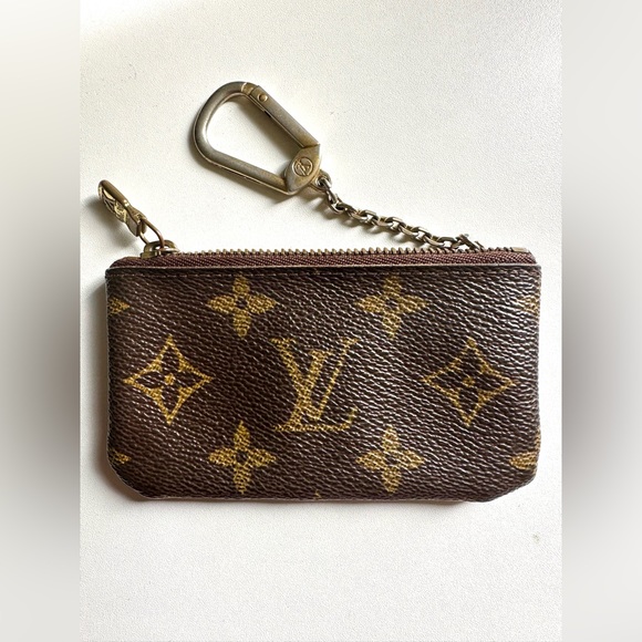 Authentic Louis Vuitton Key Pouch - Picture 1 of 6